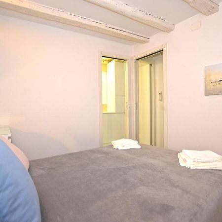 Pisinium Apartment Ρόβινι Εξωτερικό φωτογραφία